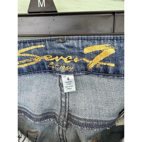 Seven7 Weekend Easy Fit Boyfriend Cuffed Distressed Women's Blue Jeans Waist 32” - Picture 2 of 8